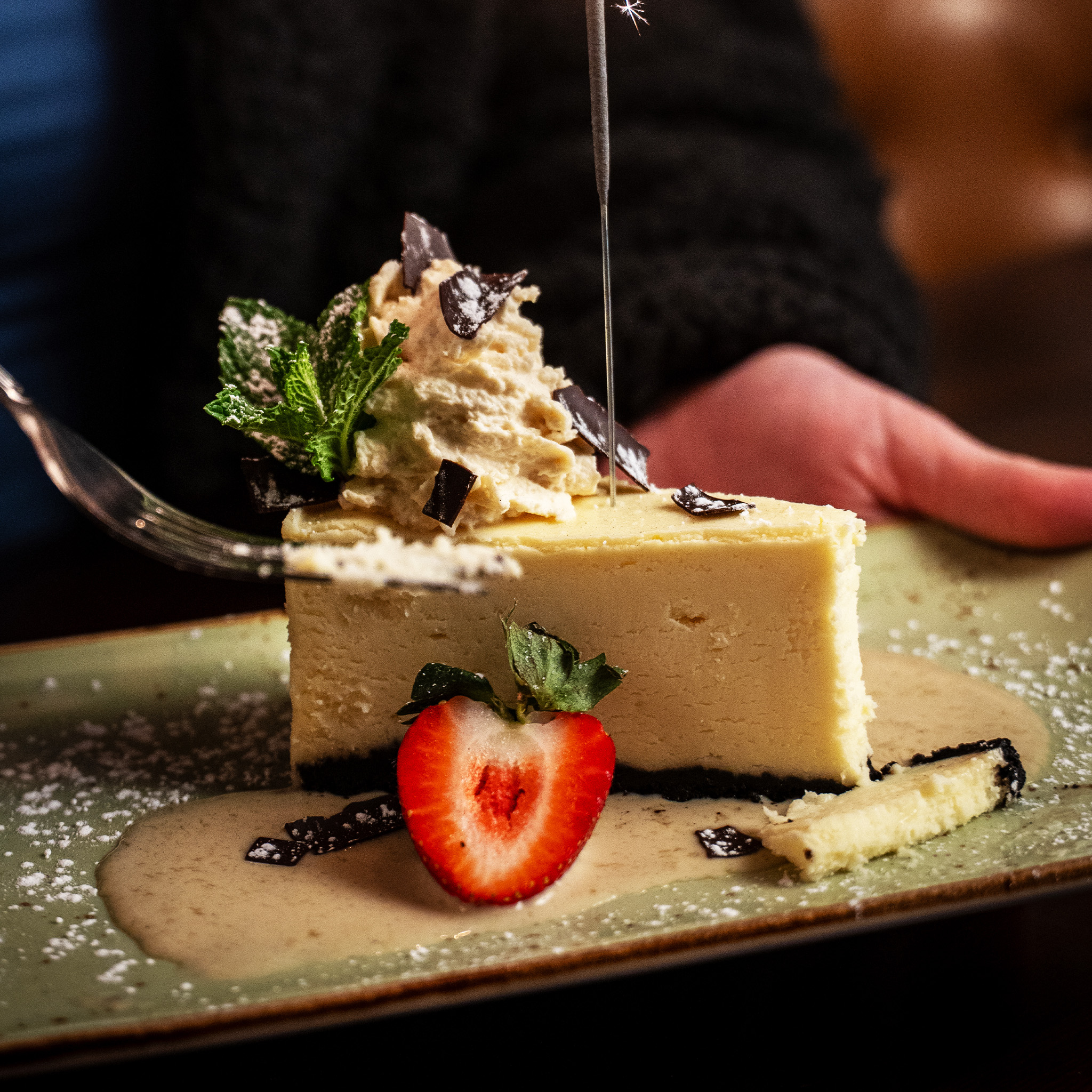 WHITE CHOCOLATE CHEESECAKE